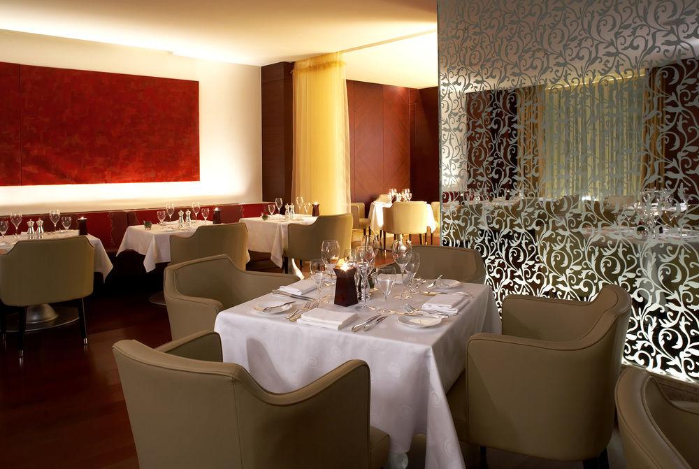 The Ritz-carlton Hotel 5*