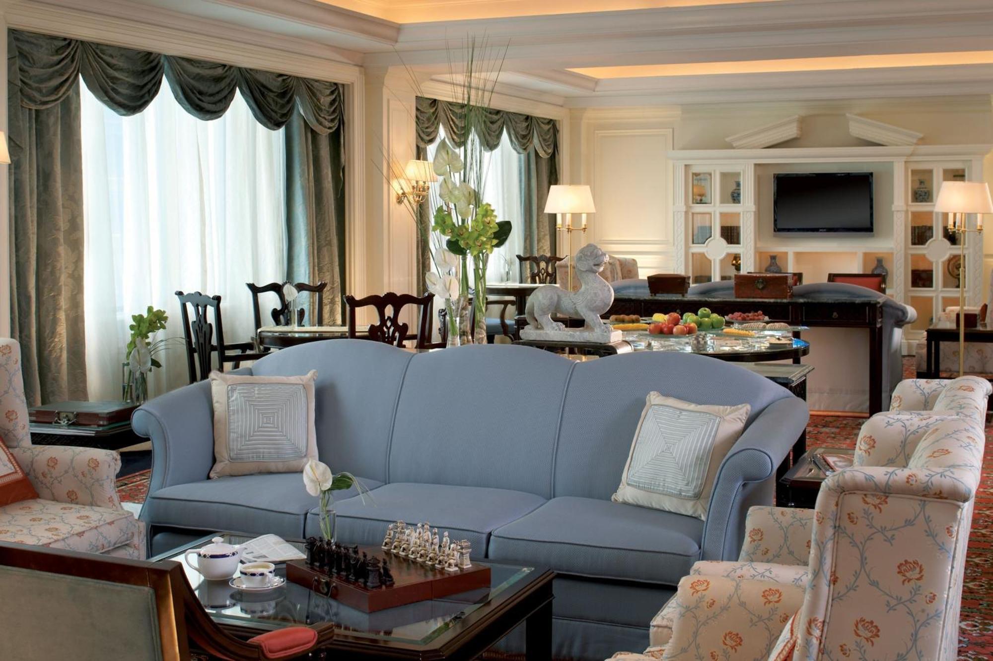 Hotel The Ritz-carlton 5*