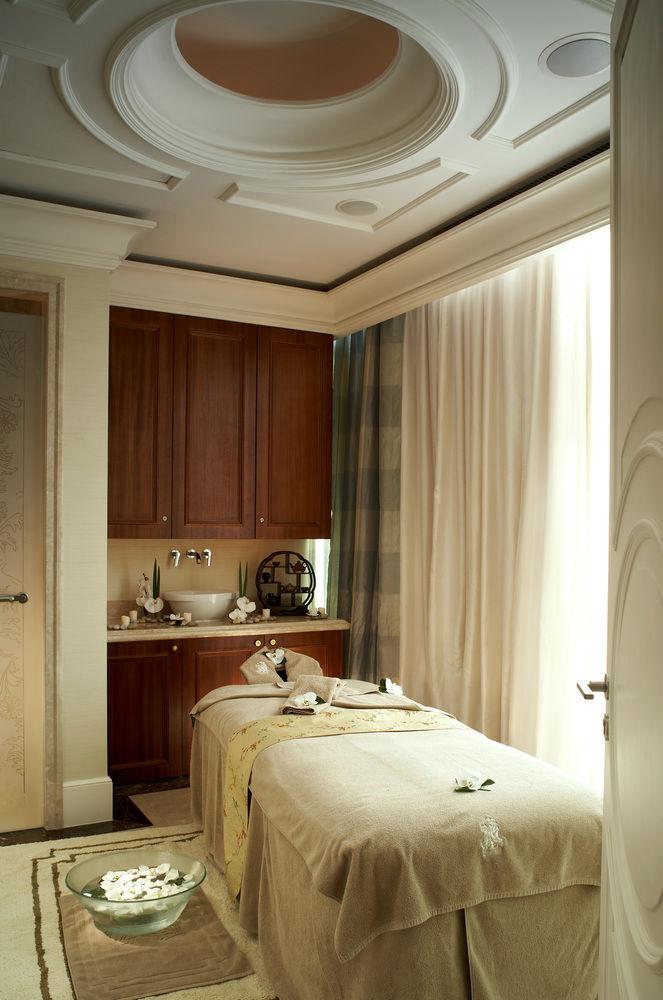 Hotel The Ritz-carlton 5*