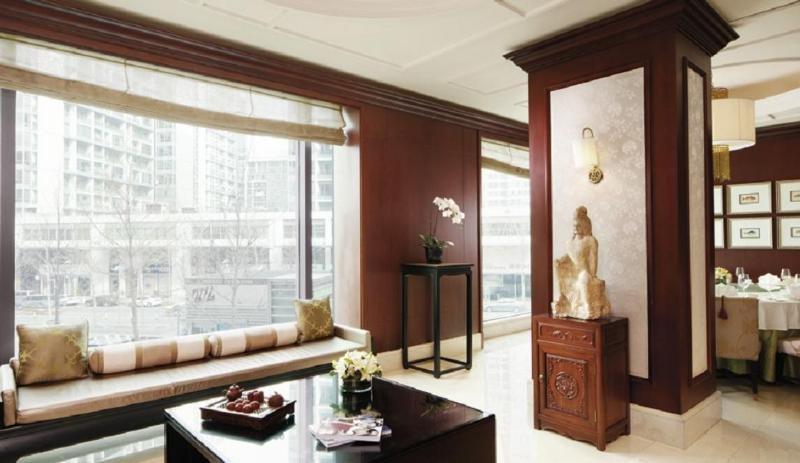 Hotel The Ritz-carlton 5*