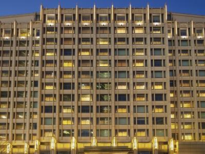 Hotel The Ritz-carlton 5*
