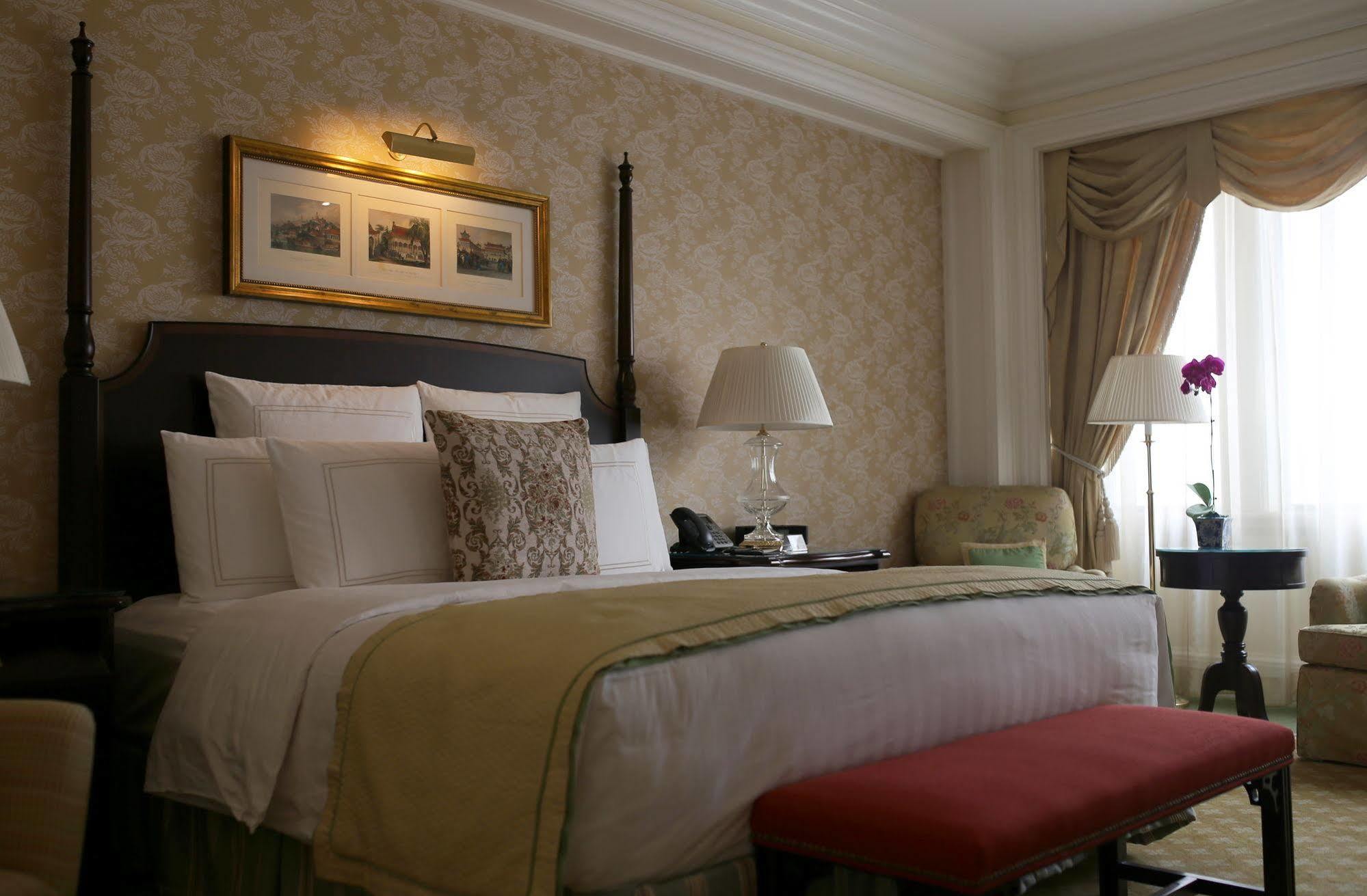 The Ritz-carlton Hotel Peking